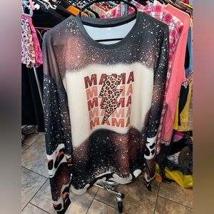 Bleached mama sweatshirt with leopard print accents